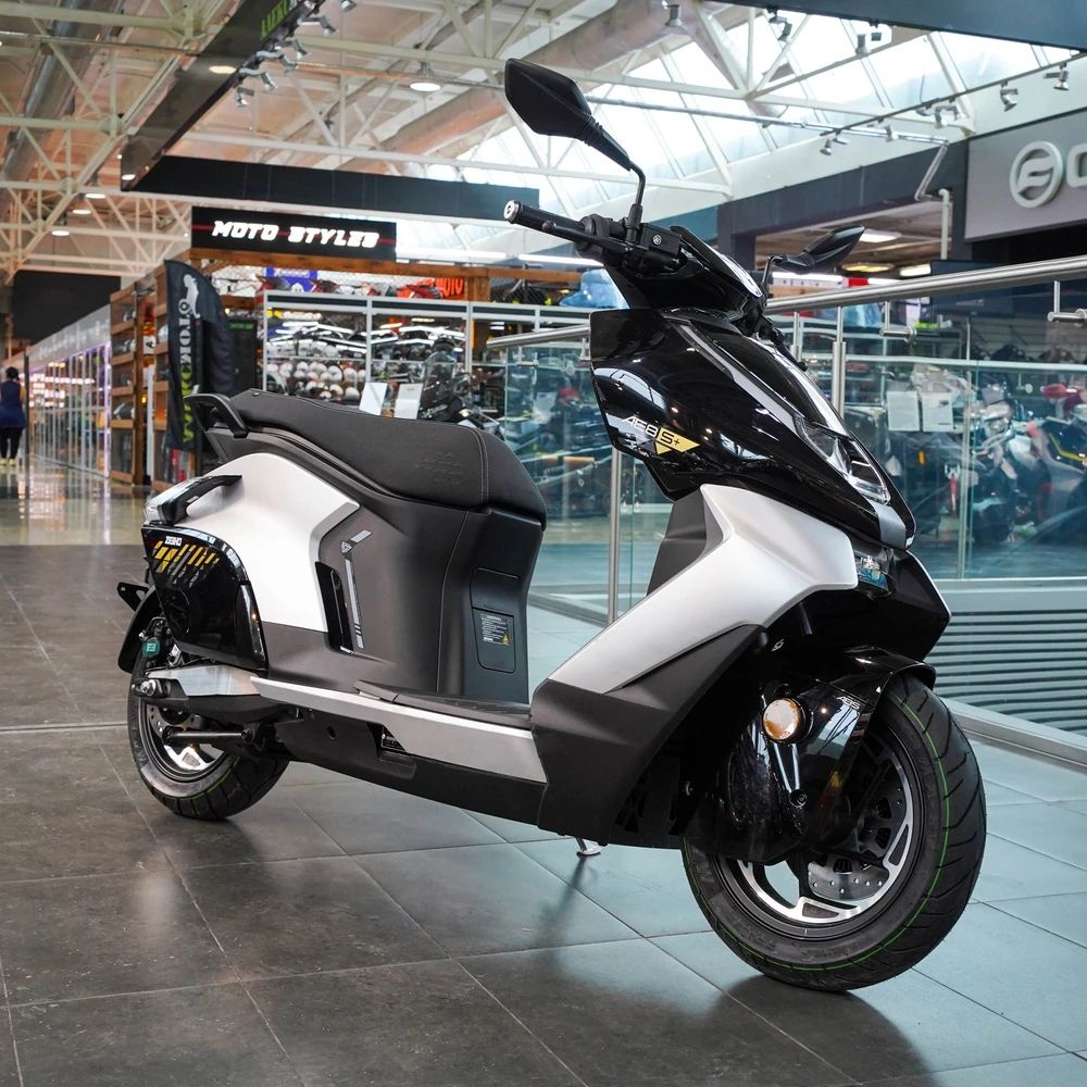 Электроскутер ZEEHO AE8 S+ 3900W