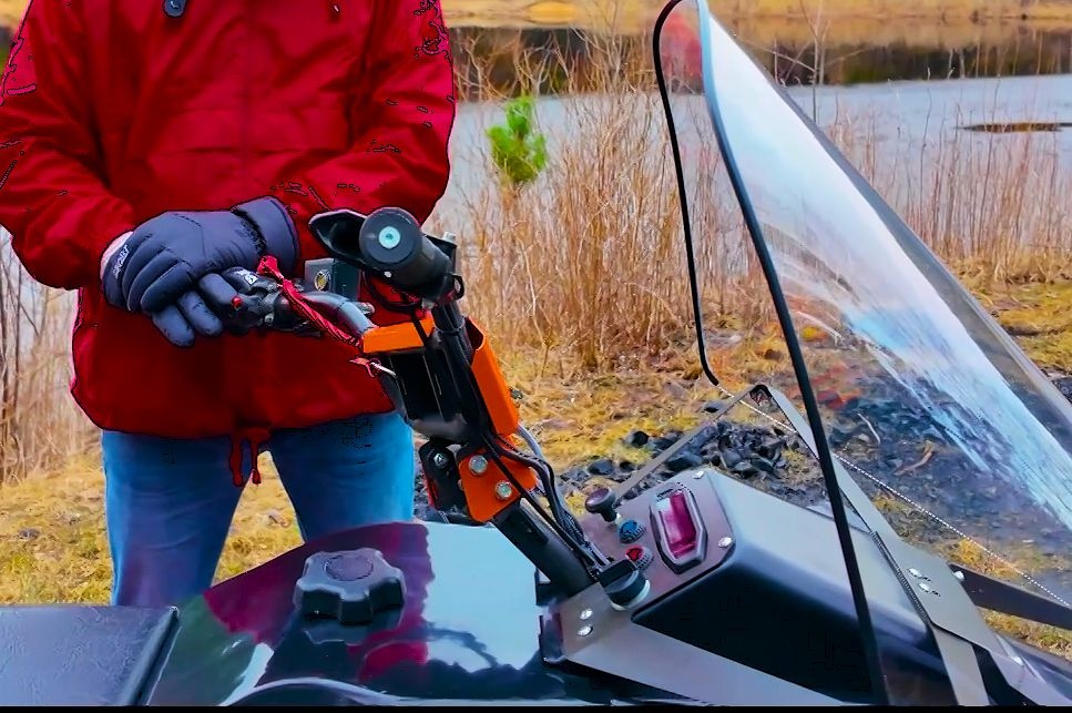 Снегоход KwadrX 500