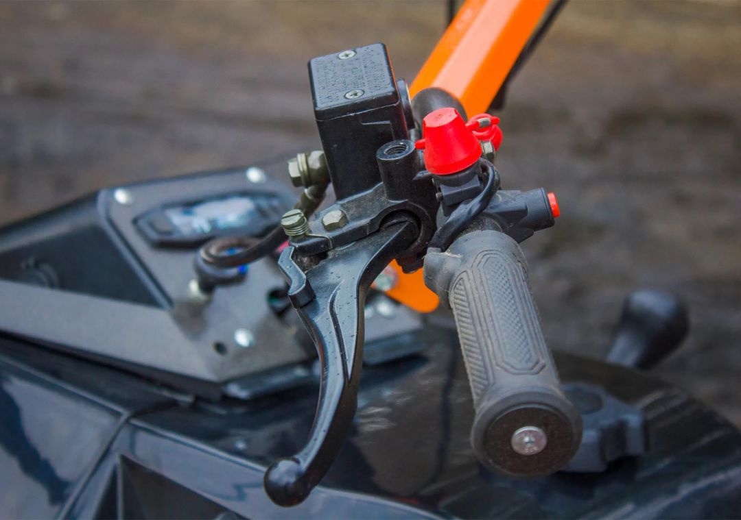 Снегоход KwadrX 500