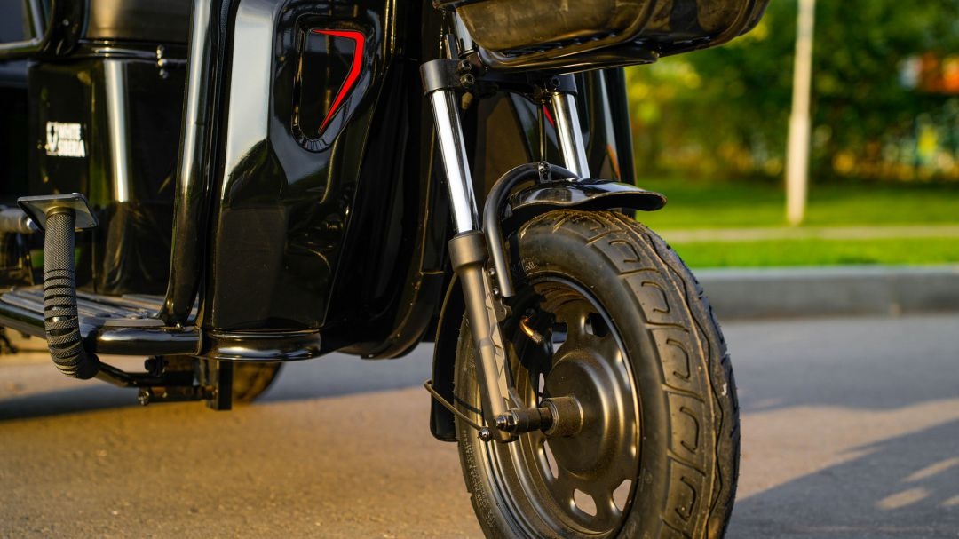 Электроскутер WHITE SIBERIA SIBTRIKE MAX 2000W