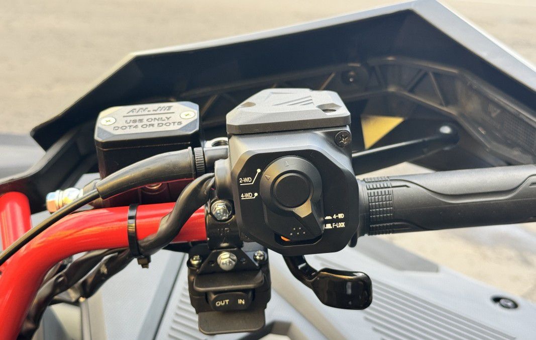 Бензиновый квадроцикл GBM CRONOS 420 4WD EFI