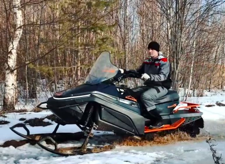 Снегоход KwadrX 500