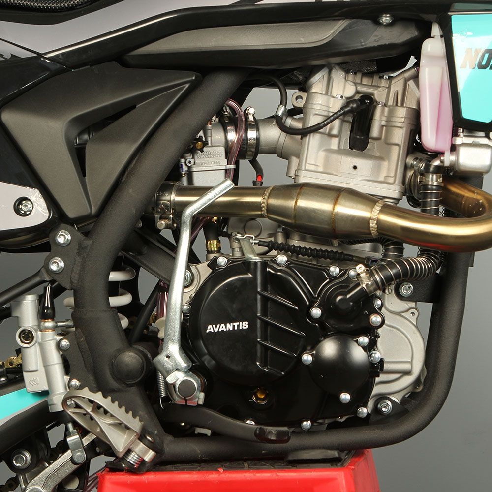 Мотоцикл Avantis A6 Lux (174 MN) с ПТС