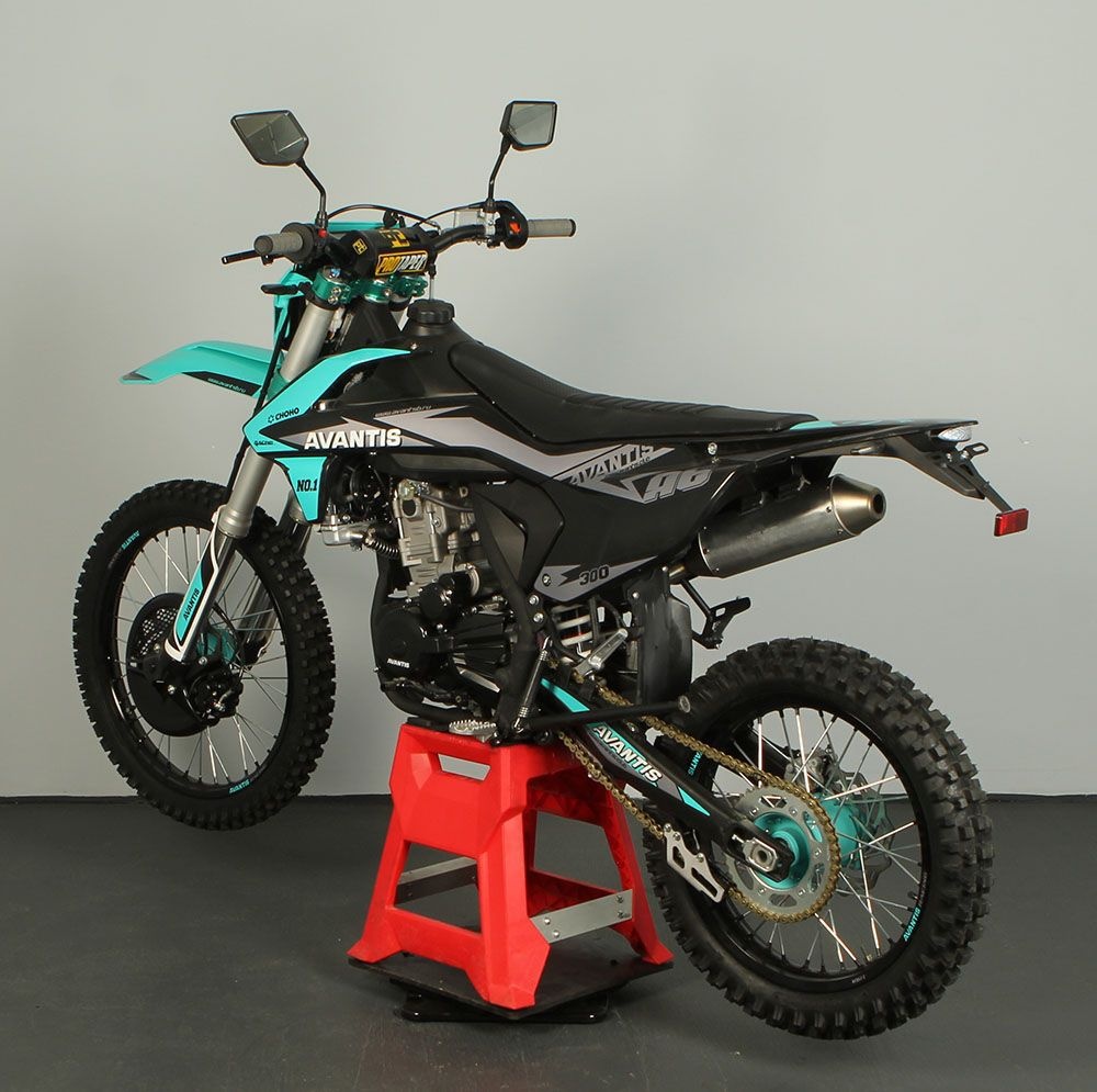 Мотоцикл Avantis A6 Lux (174 MN) с ПТС