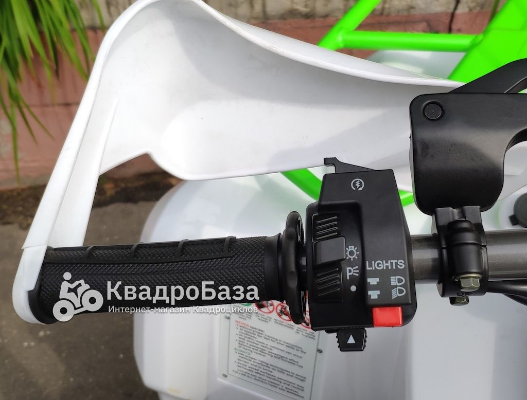 Квадроцикл Avantis Forester 200