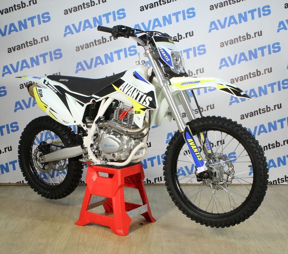 Мотоцикл Avantis FX 250 Lux (172FMM, возд.охл.)
