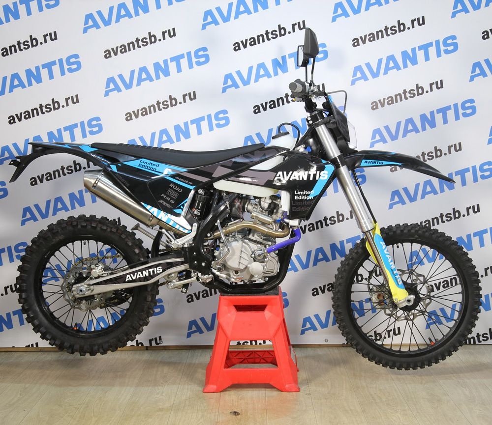 Мотоцикл Avantis Enduro 300 Carb (CBS300/174MN-3 Design HS черный) KKE с ПТС