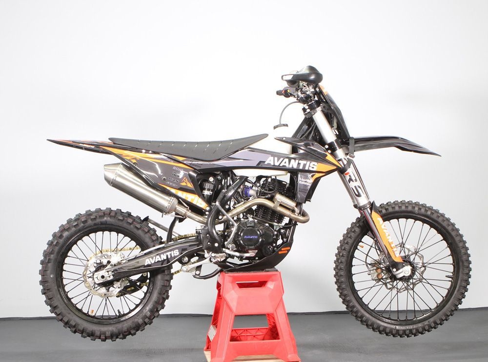 Мотоцикл Avantis ENDURO 250 CARB EXCLUSIVE (CB250-F/172FMM) ARS