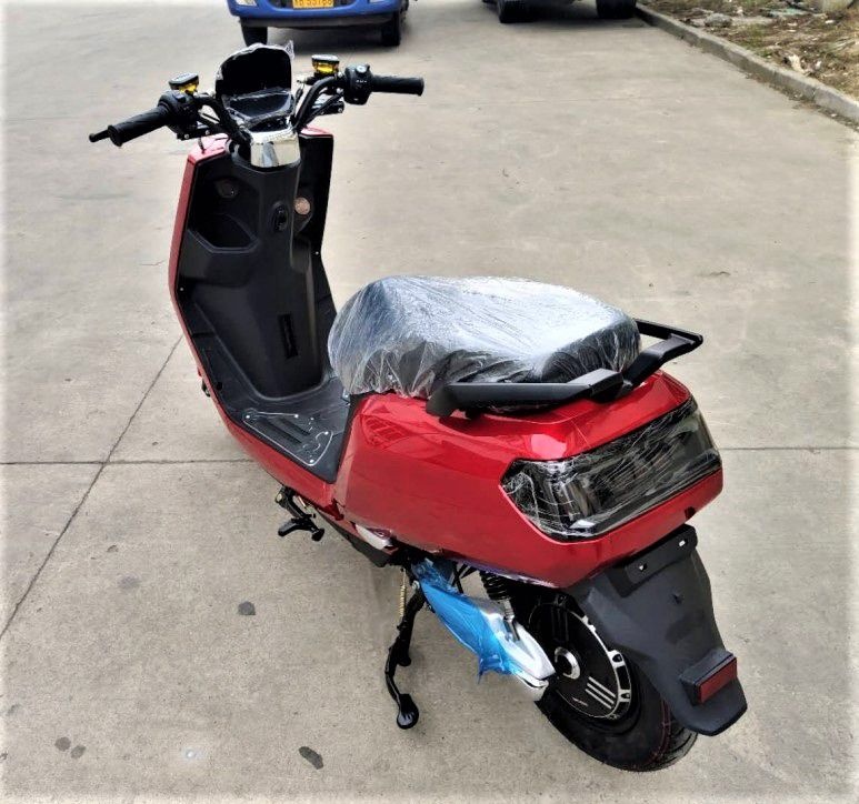 Электроскутер GreenCamel Инфинити (72V 1500W R10)