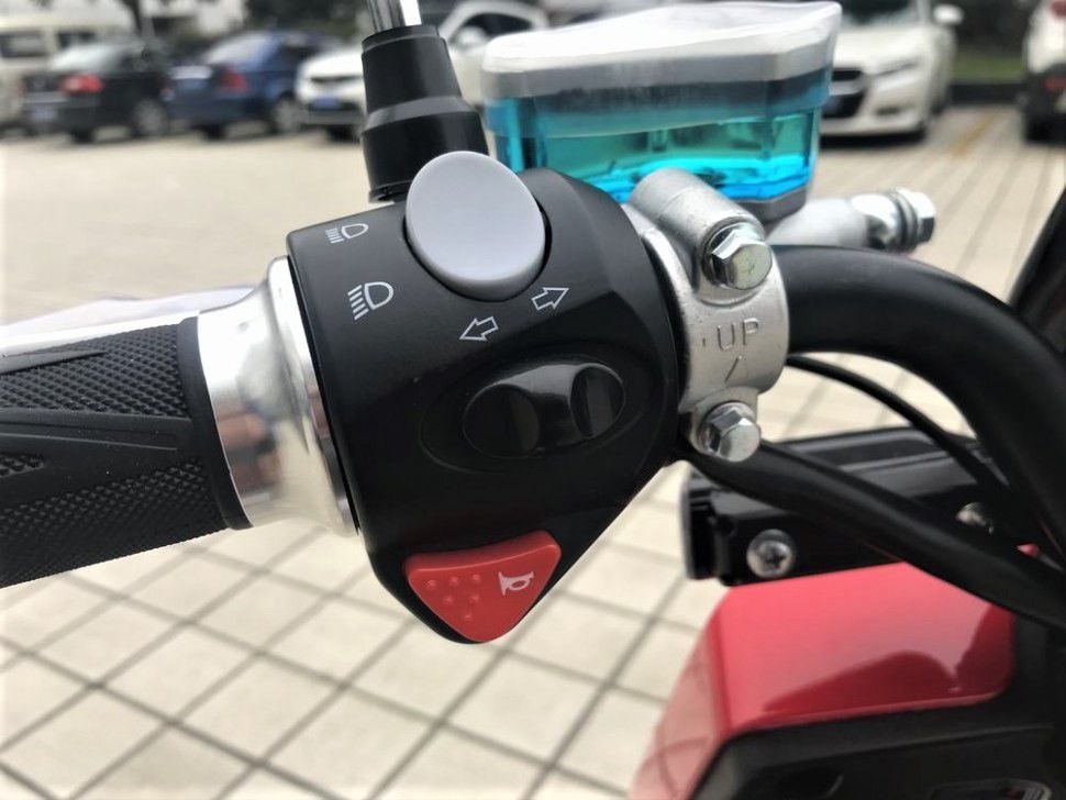 Электроскутер GreenCamel Инфинити (72V 1500W R10)