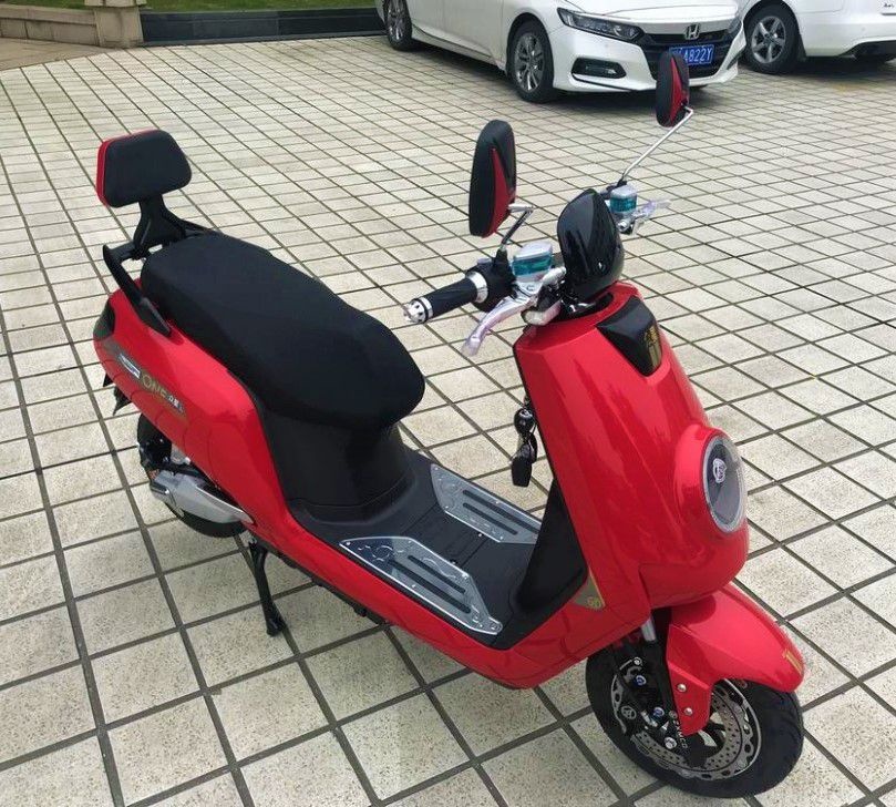 Электроскутер GreenCamel Инфинити (72V 1500W R10)