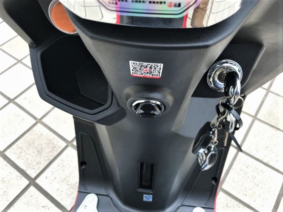 Электроскутер GreenCamel Инфинити (72V 1500W R10)