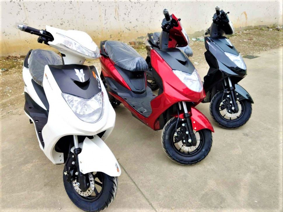 Электроскутер GreenCamel Трофи (60V 1500W R10)