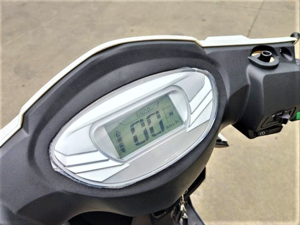 Электроскутер GreenCamel Трофи (60V 1500W R10)