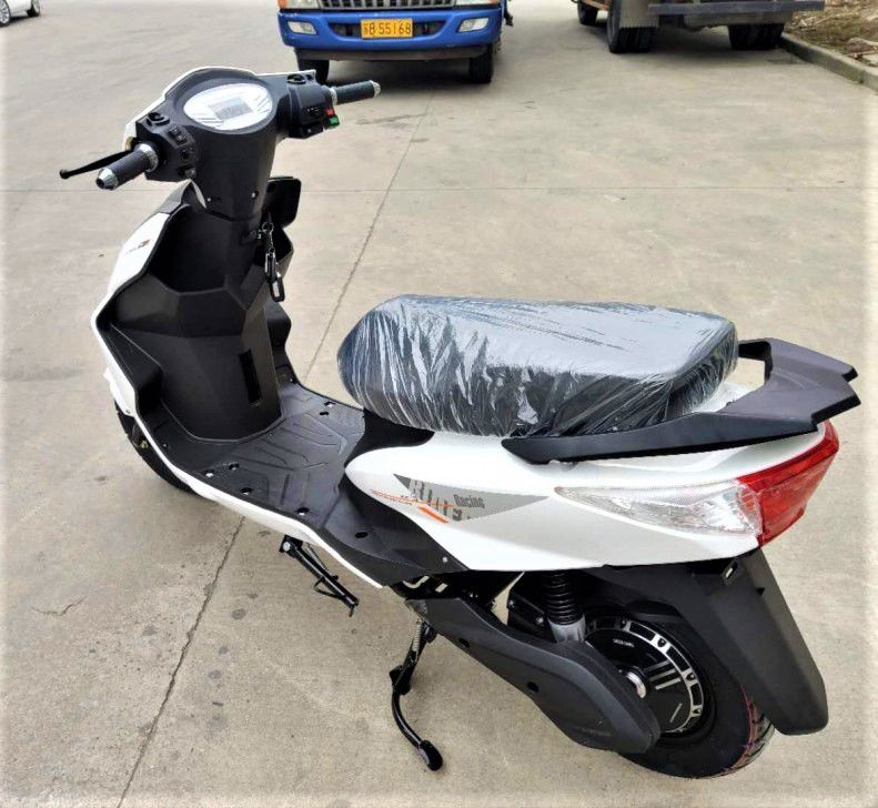 Электроскутер GreenCamel Трофи (60V 1500W R10)