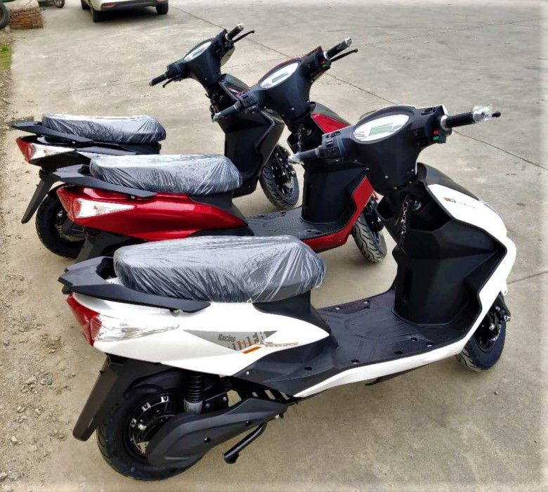 Электроскутер GreenCamel Трофи (60V 1500W R10)