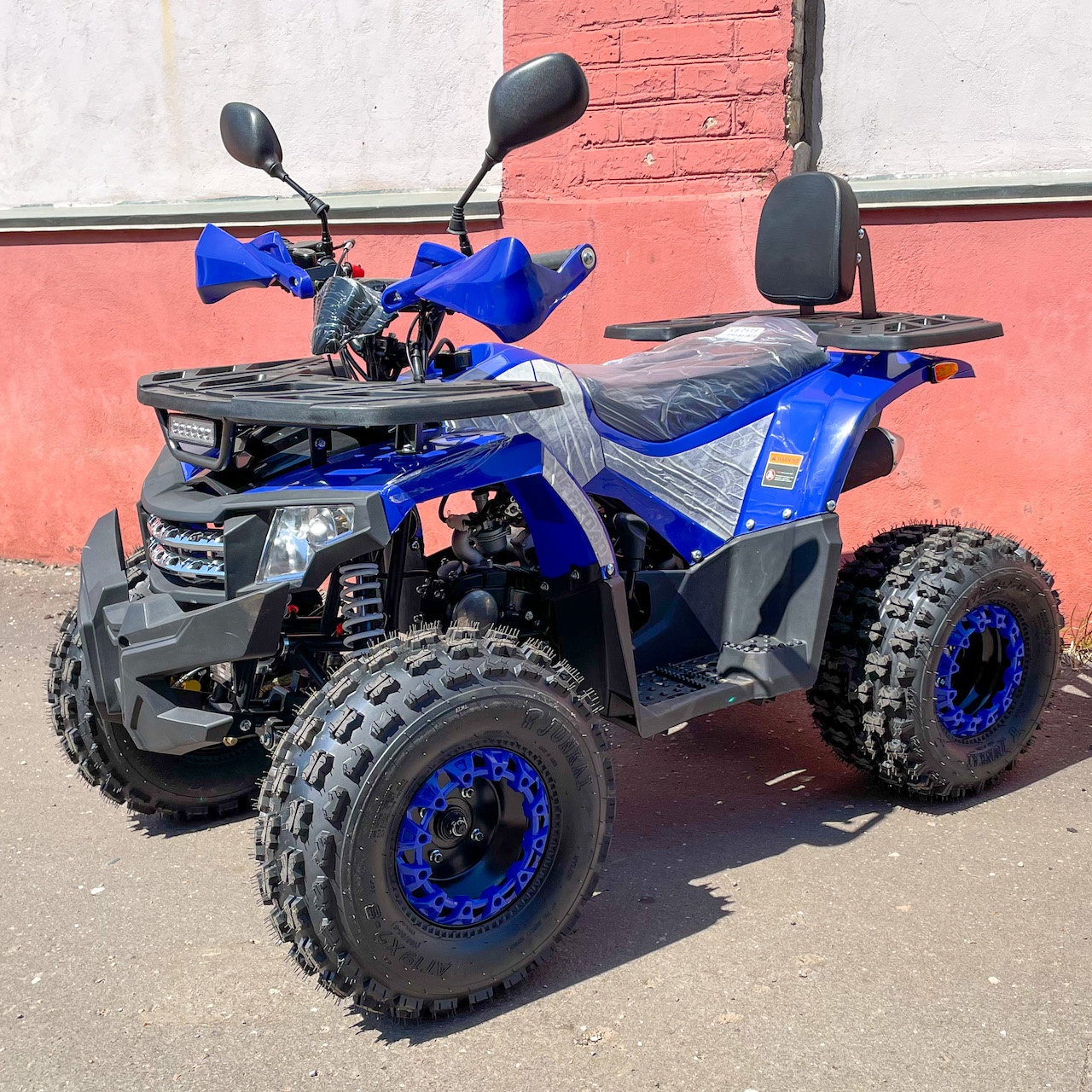 Квадроцикл YACOTA DAZZLE LUX