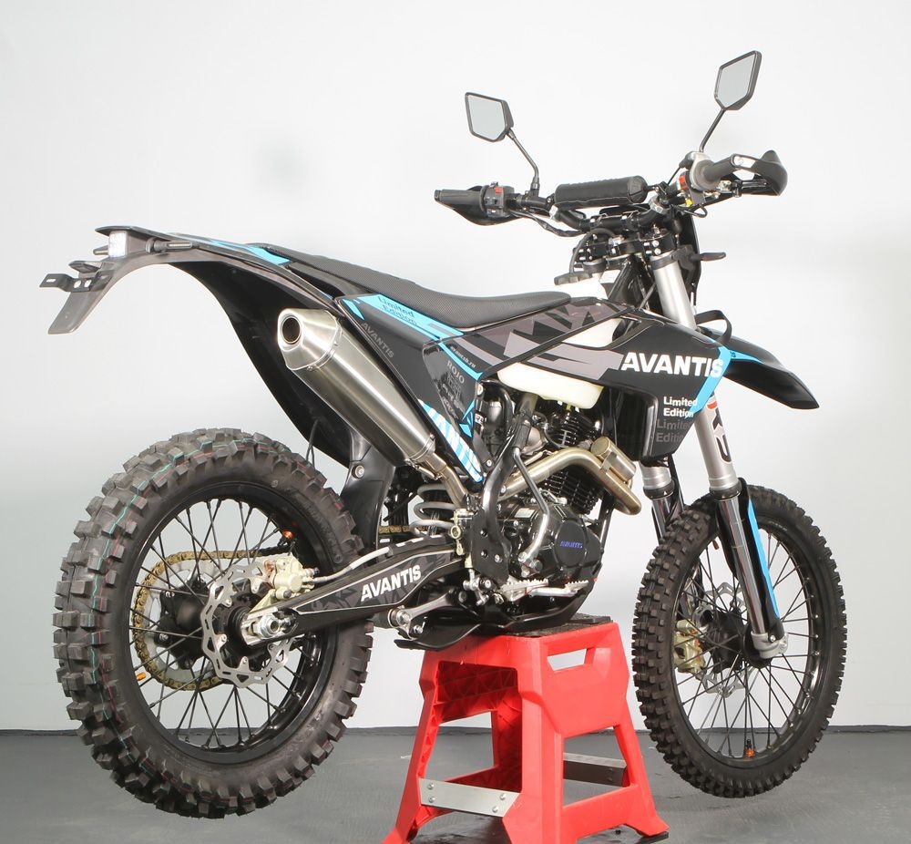 Мотоцикл Avantis CARB NIBBI EXCLUSIVE (CB250-F/172FMM) ARS С ПТС