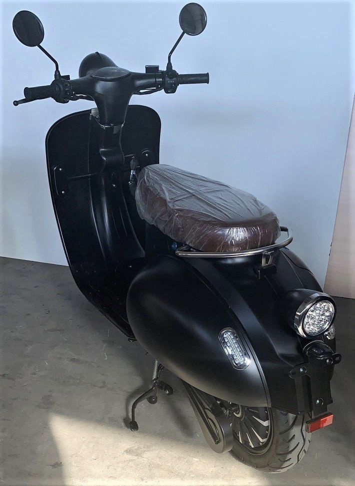 Электроскутер GreenCamel Веспа (72V 3000W R12)