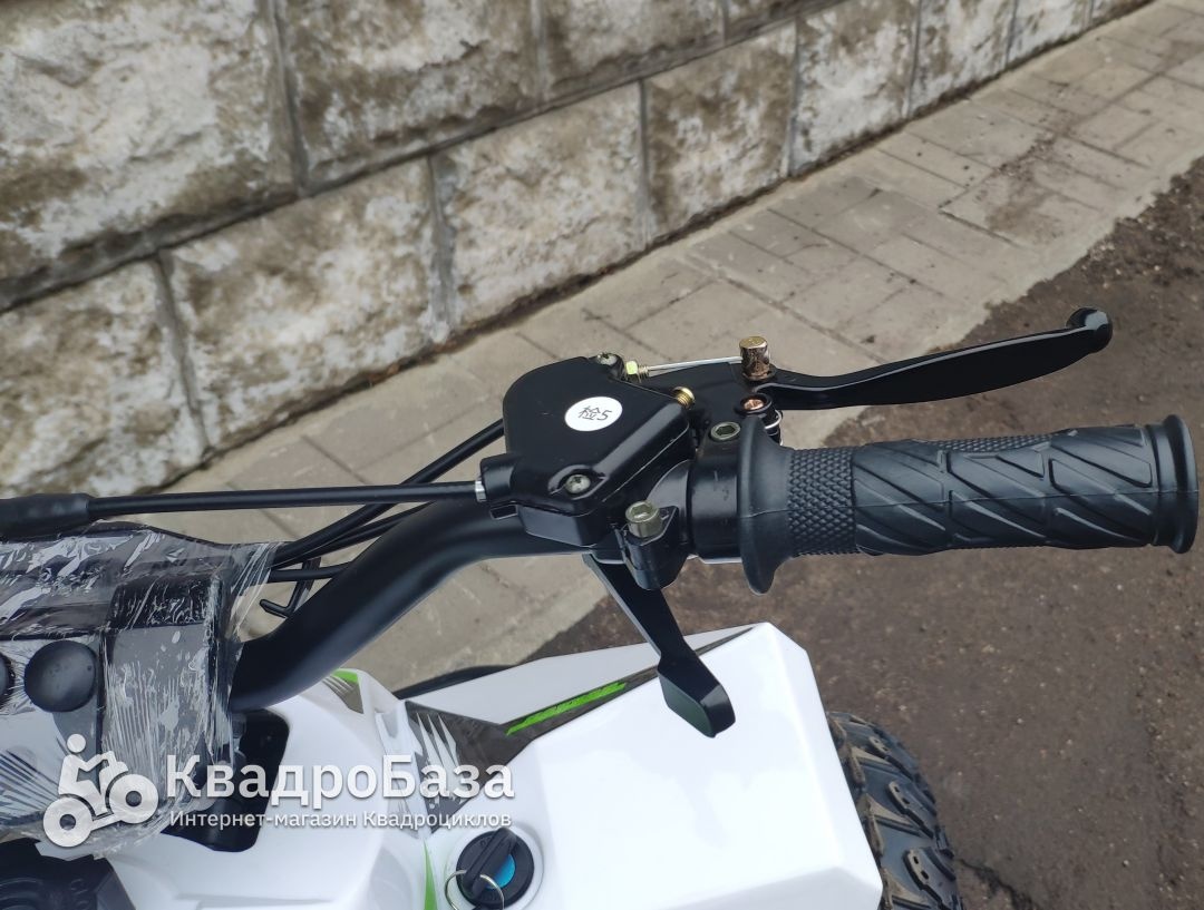 Детский квадроцикл на бензине Motax Gekkon 70cc 1+1 (Реверс)