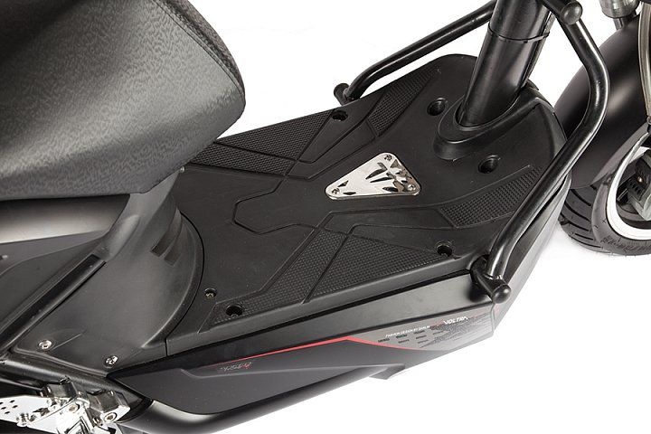 Электроскутер ZING PRIME 72V1000w