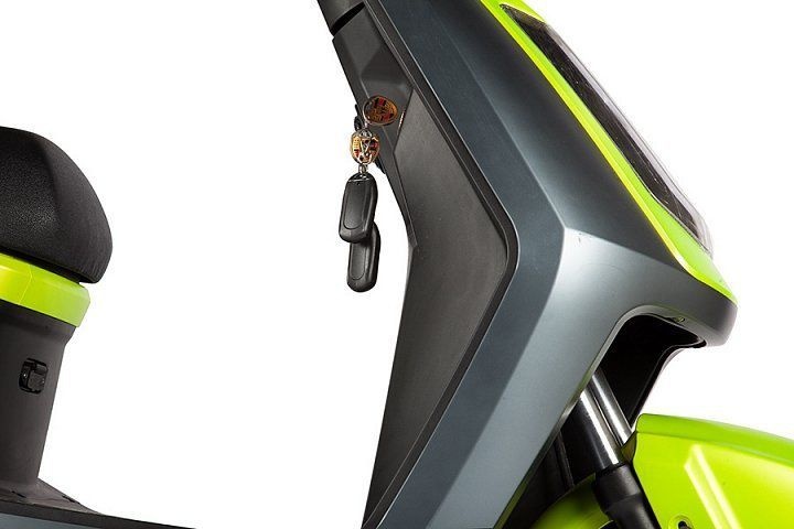 Электроскутер ZING VINNI 60V800W