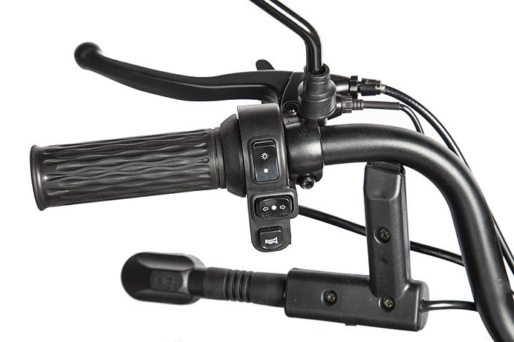 Трицикл Rutrike Экипаж