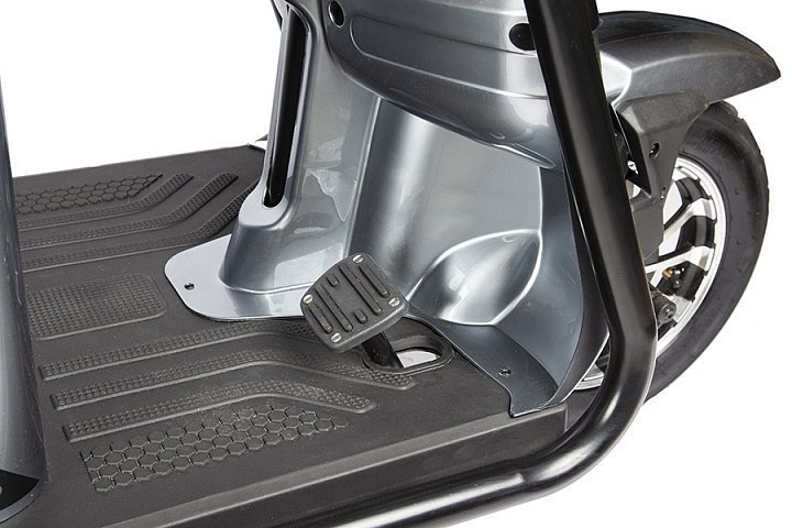 Трицикл Rutrike Экипаж