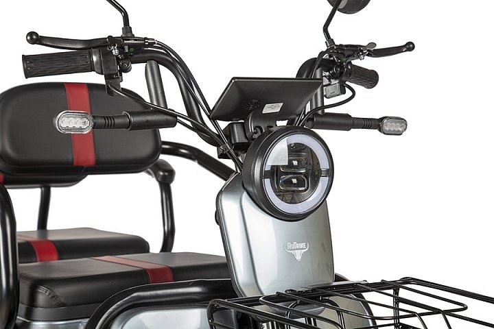 Трицикл Rutrike Экипаж