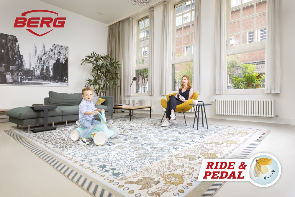 Веломобиль BERG GO Mint