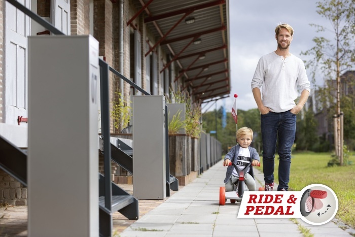 Веломобиль BERG GO SparX Red